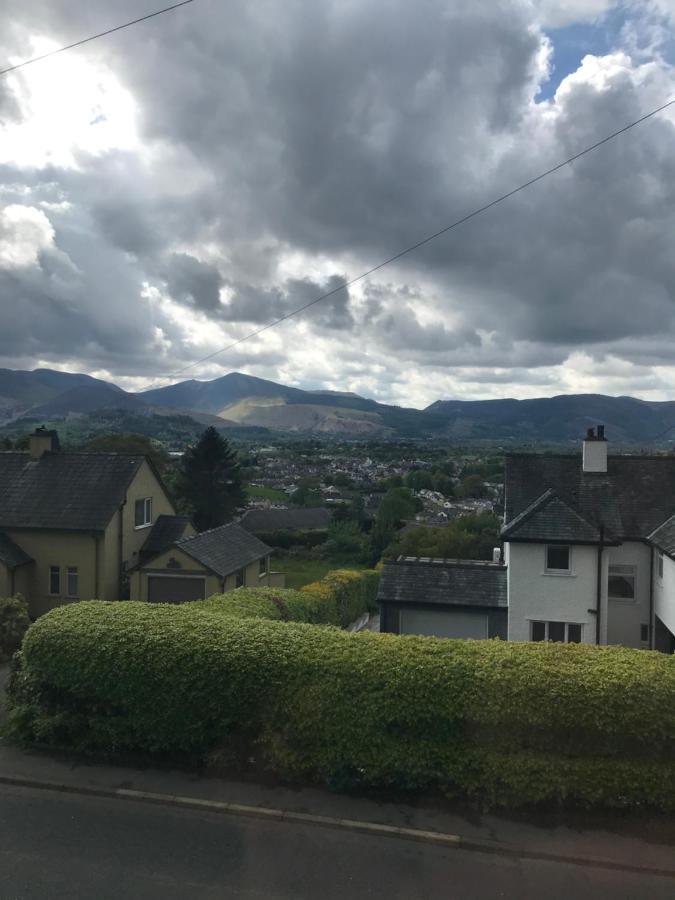Bed and Breakfast Claremont House Keswick Кесвик Экстерьер фото