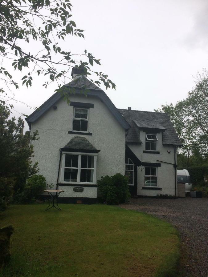 Bed and Breakfast Claremont House Keswick Кесвик Экстерьер фото